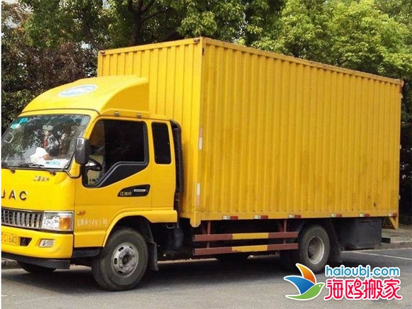 昆明西山區(qū)搬家小貨車合適還是選擇面包車搬家？